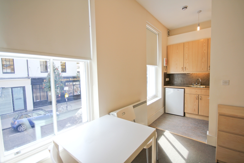 Warren Street Concept Apartments